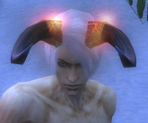 Datei:Dämonische Hörner vorne.jpg