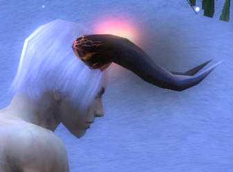 Datei:Dämonische Hörner seite.jpg