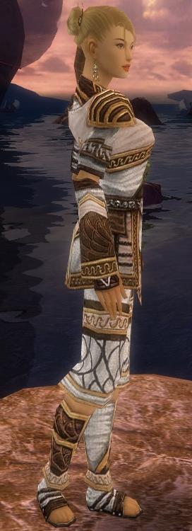 Mönch Elite-Cantha-Rüstung Weiblich seite.jpg