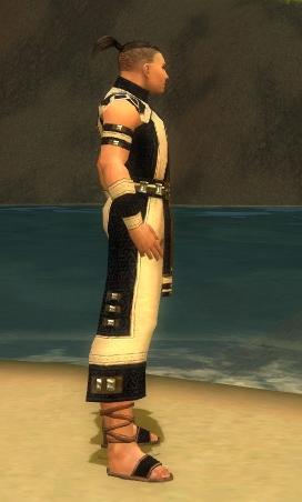 Mönch Elite-Heiligen-Rüstung Männlich seite.jpg