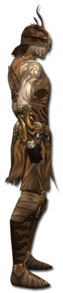 Datei:Razah Altehrwürdige Rüstung rechts.jpg