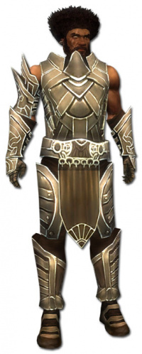 Koss Elite-Sonnenspeer-Rüstung vorne.jpg