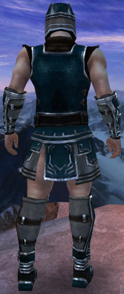 Datei:Krieger Istan-Rüstung Männlich hinten.jpg