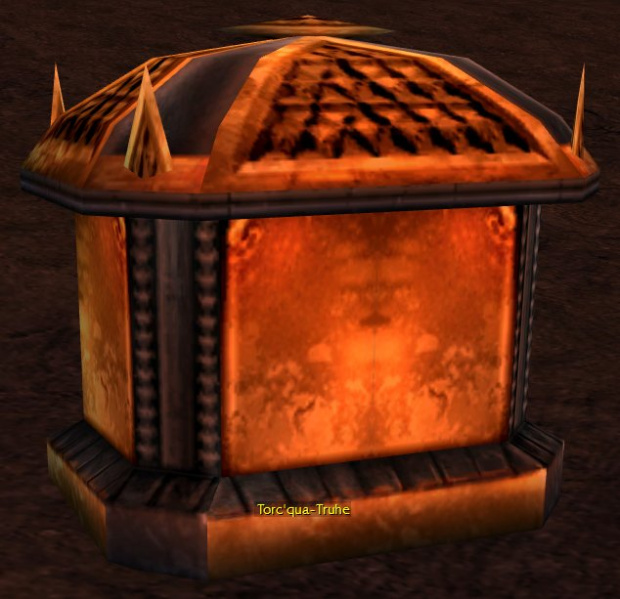 Datei:Torc'qua-Truhe.jpg